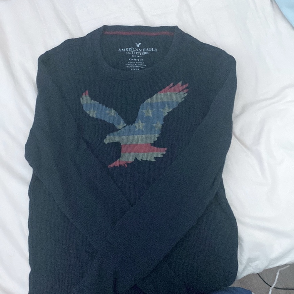 American Eagle Outfitters Classic Fit Sweater Small